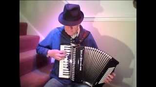 French accordion: CROQUET a  musette waltz on a Weltmeister Juwell accordion chords