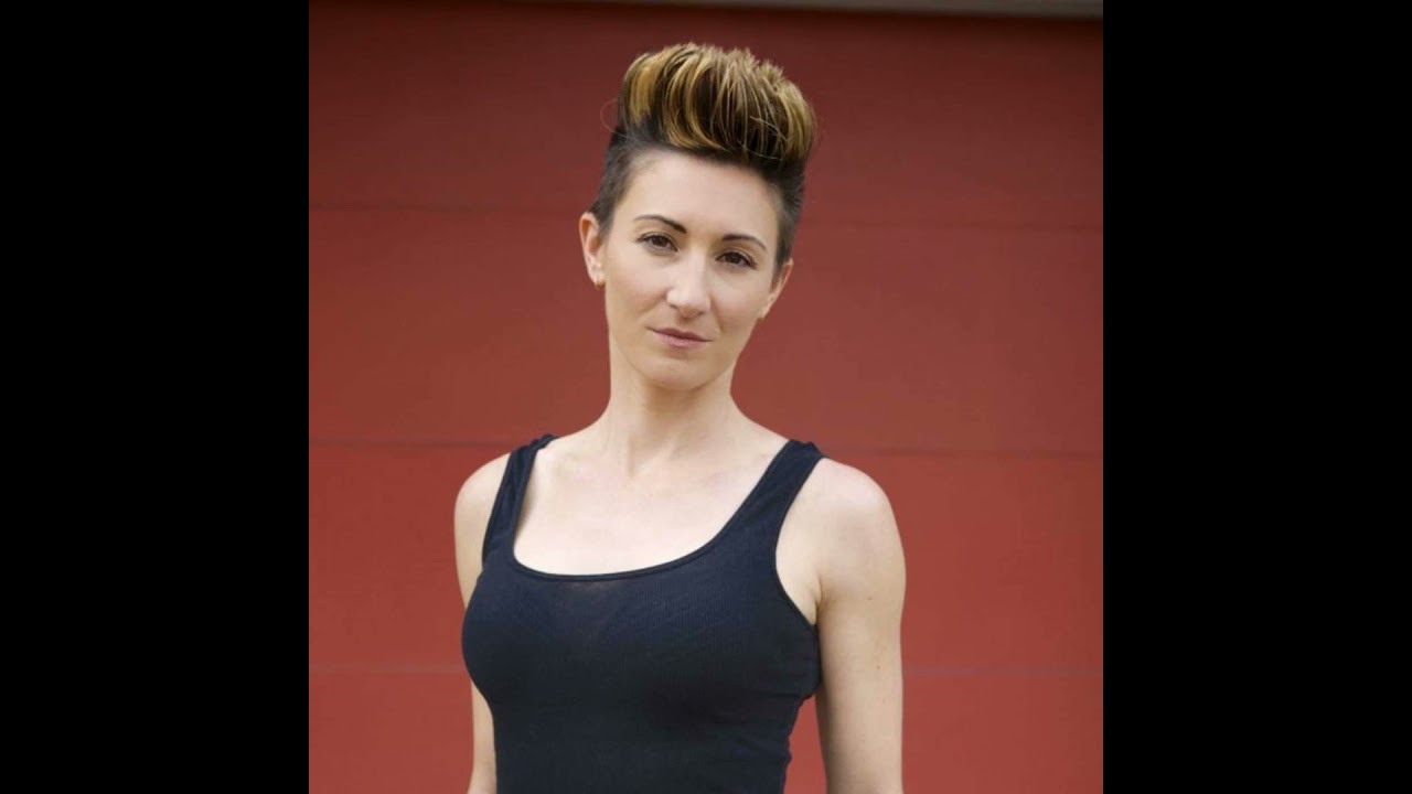 Stuntwoman Elisabeth Carpenter on the industry and her work in projects such as Divergent and Obi...