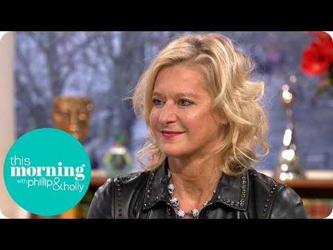 The Artist Who Photographed The Queen On The Loo | This Morning