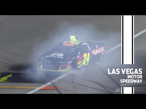 Late-race wrecks in Las Vegas | Extended Highlights