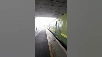 8600 class dart at clongriffin bound for greystones #shorts