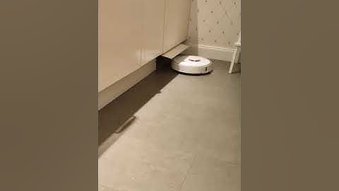 Vacuum Robot - Return to Base