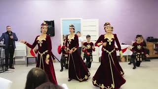 Армянский танцевальный коллектив &quot;КРУНК