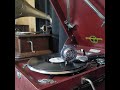 菊池 章子 ♪泣いて流れて♪ 1952年 78rpm record. Columbia Model No G ー 241 phonograph