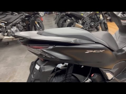 Video Honda PCX 125 2022 bất ngờ về đại lý ,với diện mạo... - youtube