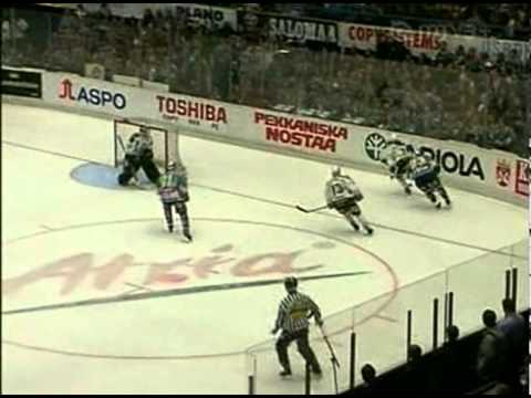 Jkiekon SM-finaali 1995 - Jokerit-TPS (2/8)