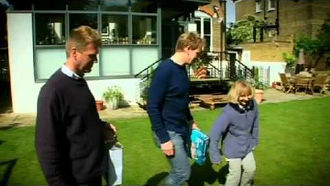 F Word pigs get a bath | The F Word