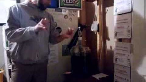 The Homebrew Handyman: How to use an auto siphon