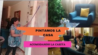 Pintamos la casa. Acomodamos la sala y comedor y armamos el arbolito de navidad