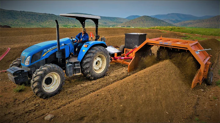 TOMCAT WN3000CT Efficiently composting cow manure /compostage du fumier - PTO Windrow Compost Turner