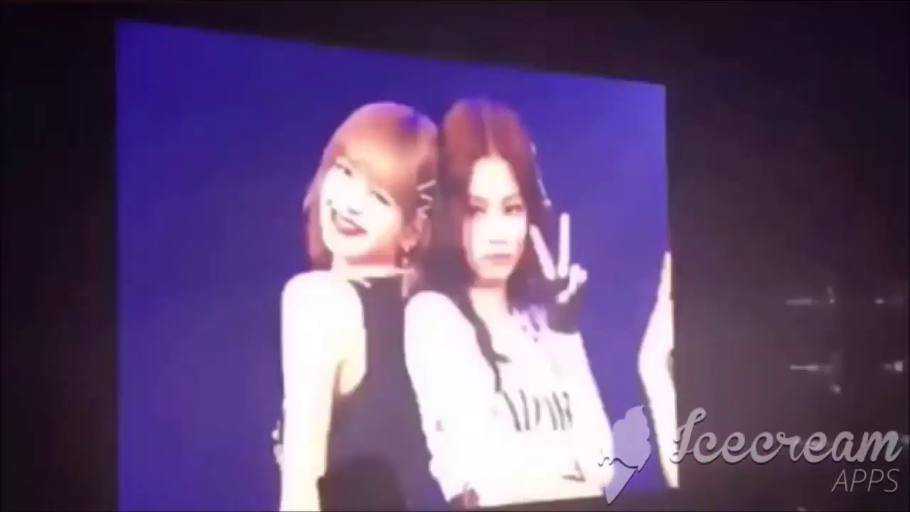 jenlisa moments in concerts #jenlisa #blackpink - YouTube