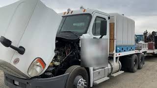 Freightliner Truck, Trail Max Trailer and Straightline Mud Mixer - Equipment Demonstration