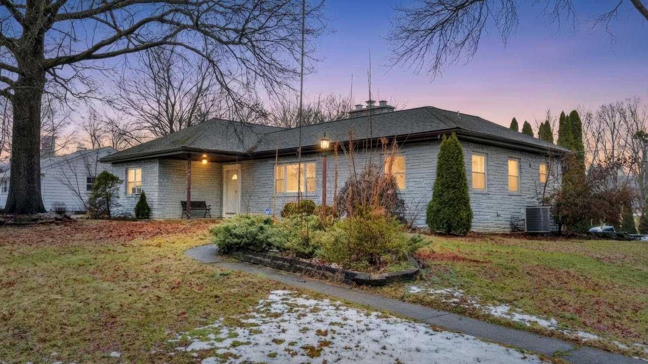 1343 Church Rd, Hershey, PA