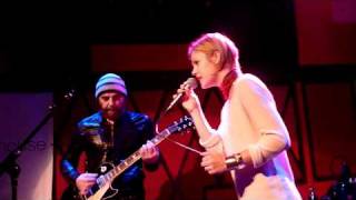 Daniel Lanois & Trixie Whitley - I believe in you (Acoustic CMJ Set) @ Rockwood music Hall