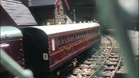 O gauge scratch built garden layout