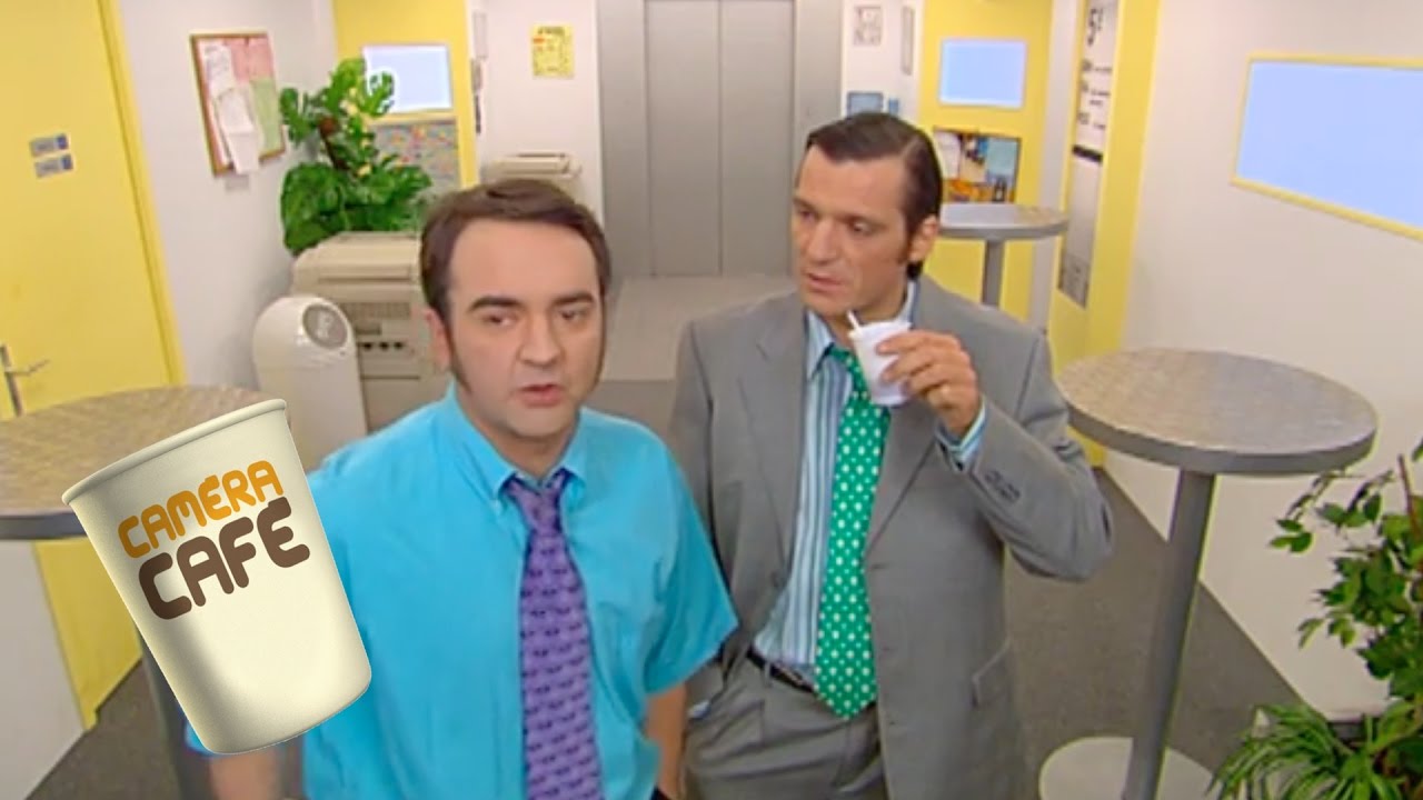 La salle de conférence - Caméra Café S6