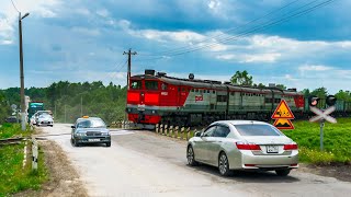 Railway. The taxi driver violates. Diesel locomotive nearby/ Таксист проезжает перед тепловозом screenshot 3