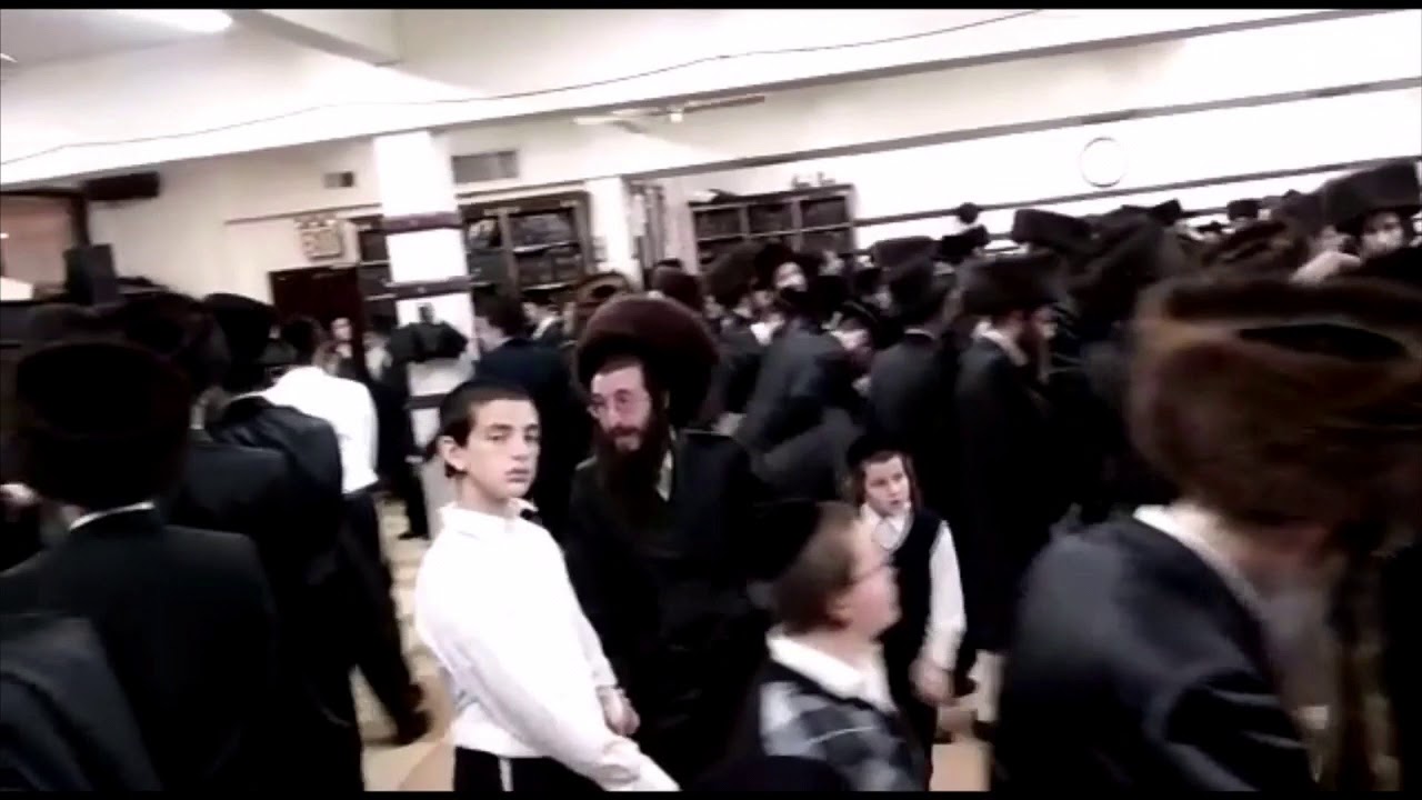 Simchas Beis Hashoeva In Karlin-Stolin Borough Park 2017