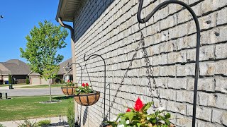 How to Hang Hanging Plants Outdoors #gardendesign #patioideas
