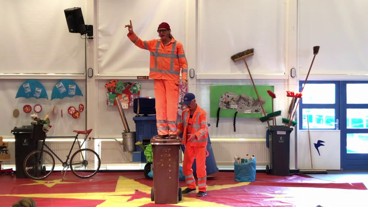 Juffen en Meesterdag 2018 Mytylschool Ariane de Ranitz De Kleine Prins YouTube Juffen en Meesterdag 2018 Mytylschool Ariane de Ranitz De Kleine Prins YouTube