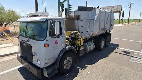 Google maps - 730367 Phoenix garbage truck