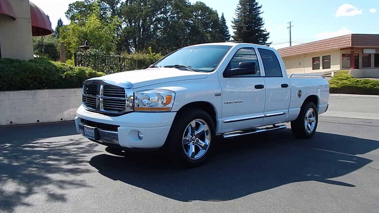 2006 Dodge Ram 1500 Laramie crew cab short bed 5.7L Hemi video overview