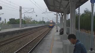 2183次區間車石榴站停車