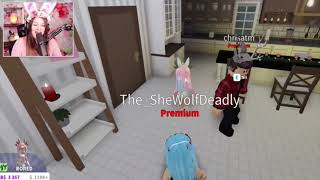WRITING LETTERS TO SANTA ASKING IF WE WERE NAUGHTY OR NICE (Roblox Bloxburg Sisters) (REUPLOAD)