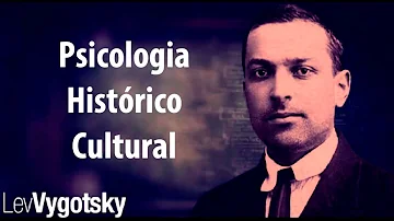 Qual o interesse fundamental dos estudiosos da abordagem histórico-cultural?