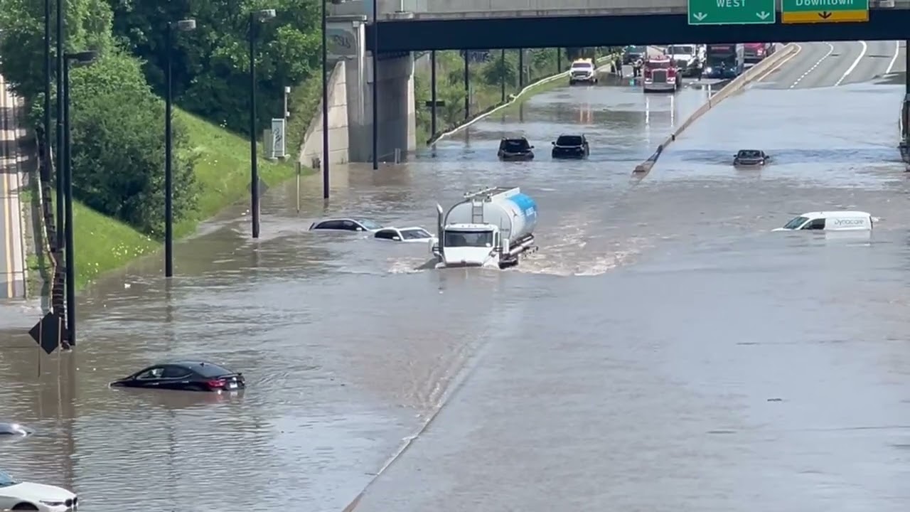 Torrential Rain Causes Widespread Flooding in Toronto including the Don Valley Parkway DVP July 2024