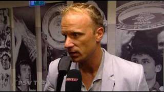 Lovende Woorden Van Voetbal-Iconen Voor Cocu