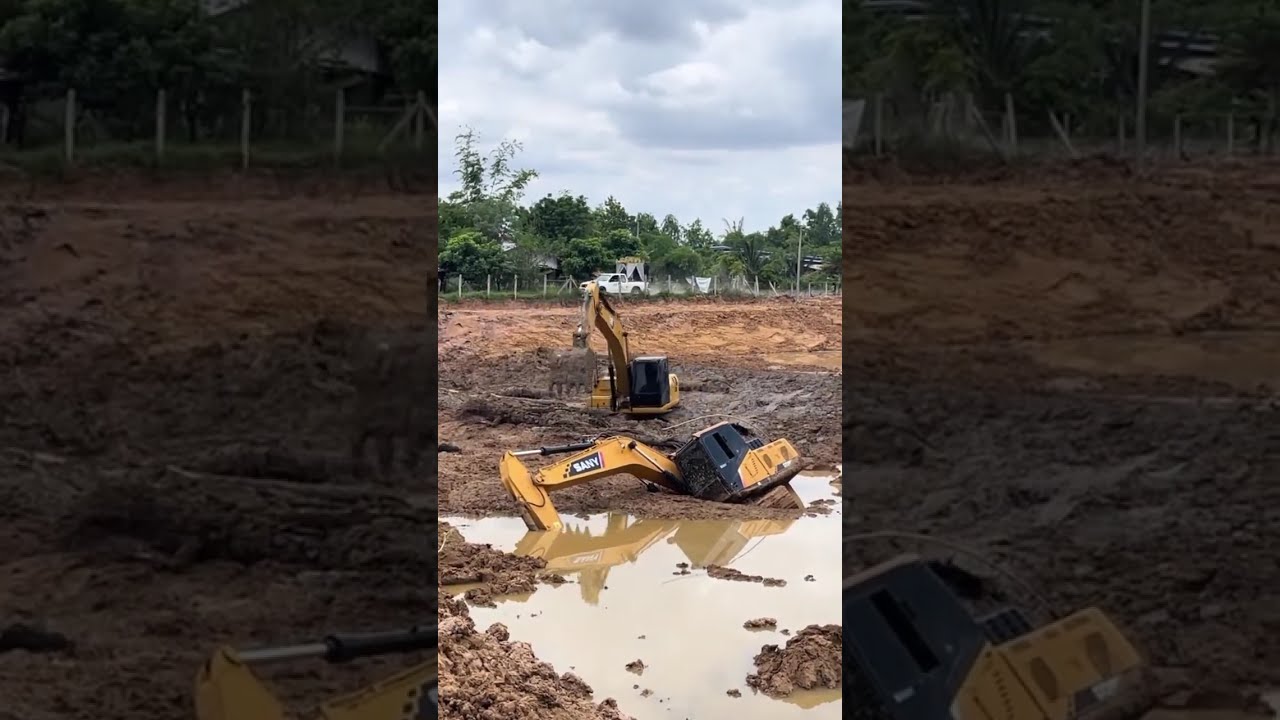 Excavators stuck in mud video 😱😱  heavy equipment accident 