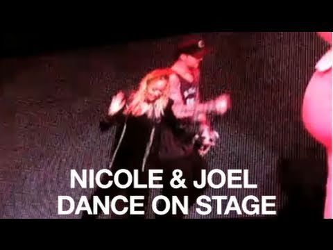 Nicole Richie & Joel Madden Dance on the Yo Gabba ...
