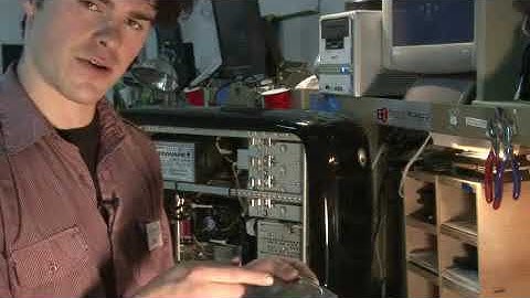 How to Change the Master/Slave Designation on a Hard Drive