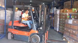 how to drive forklift