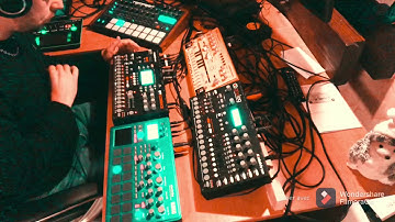 Psyloks - Live stream 1.0  (tribe/acid/mental) -ProToKoL elektron octatrack, analog four, minilogue