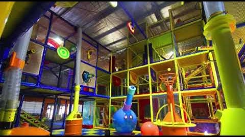 Liminal Spaces With Half Life 2 Sounds