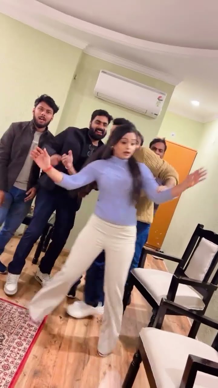 Latake ho Kamar pa Choti bar-bar #bhojpuri #riteshpandey #aadishaktifilms