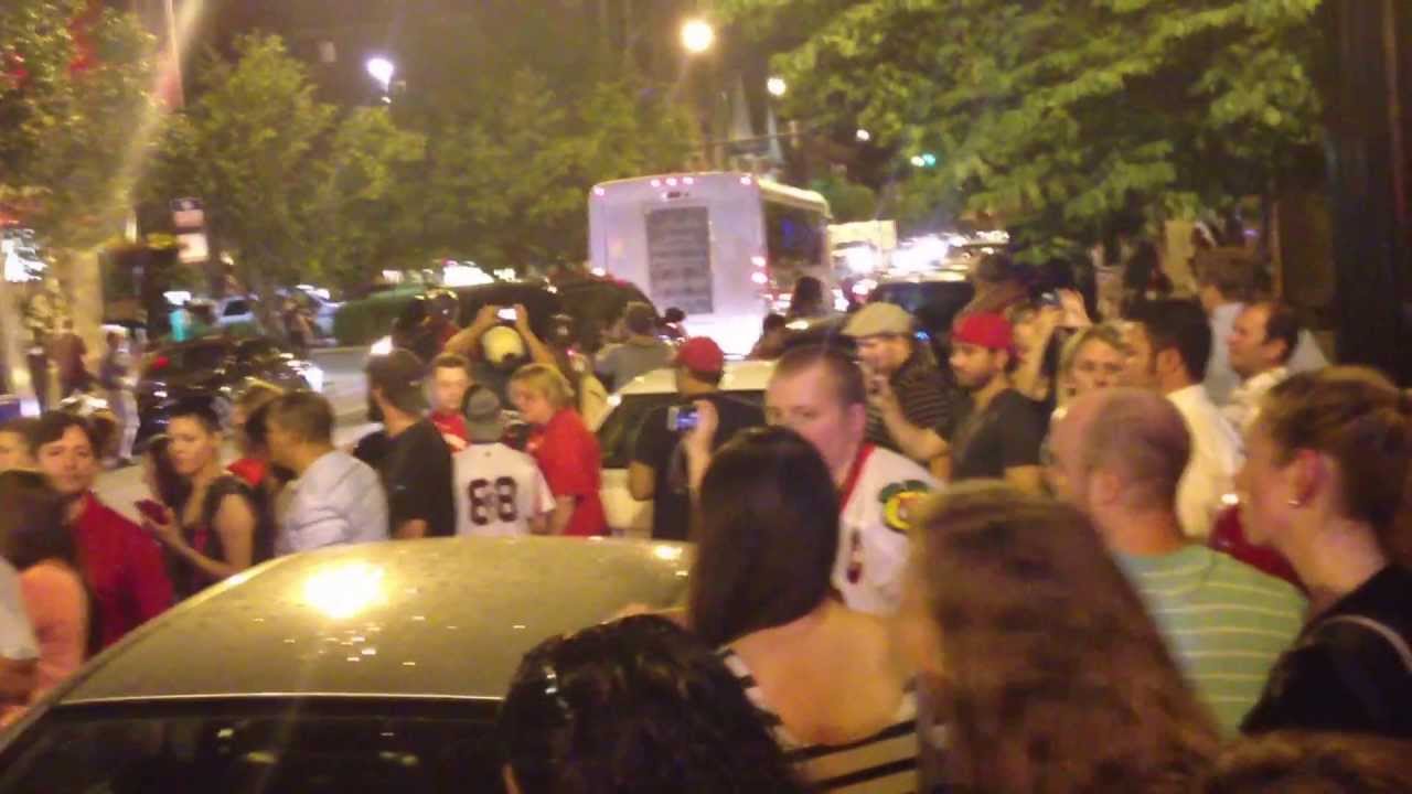 2013 - Stanley Cup At Pony Inn - The Limo Exits