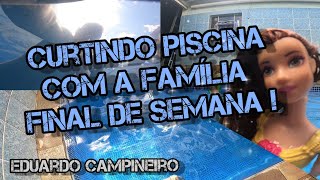 Curtindo Piscina Com A Família Final De Semana 