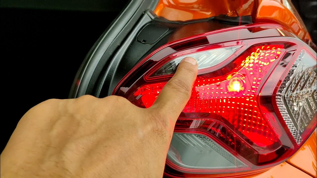 tata punch 2021 rear fog lamp difference 😳 in variants YouTube