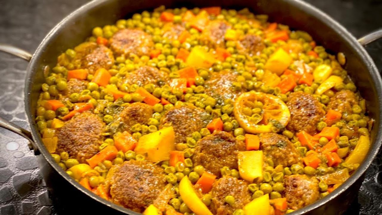 קציצות באפונה וירקות! Beef Patties with Peas & Veggies
