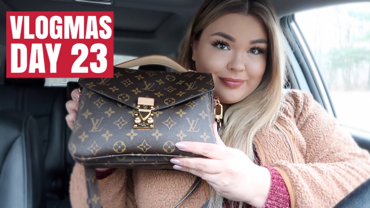 VLOGMAS DAY 23  What's In My Louis Vuitton Pochette Metis 