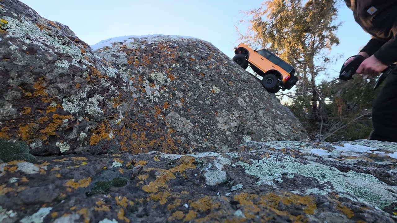 Redcat MT-9 tires testing grip in 18° feels like 10° 85% humidity weather