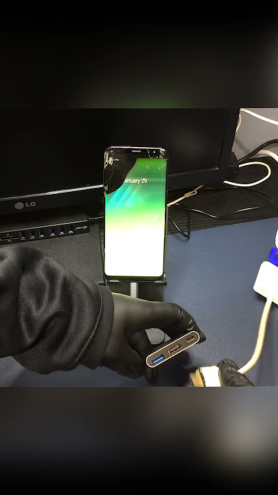 The first phone to introduce SamsungDex - S8 #samsunggalaxys8 #samsungdex #oneui #dex #galaxys8