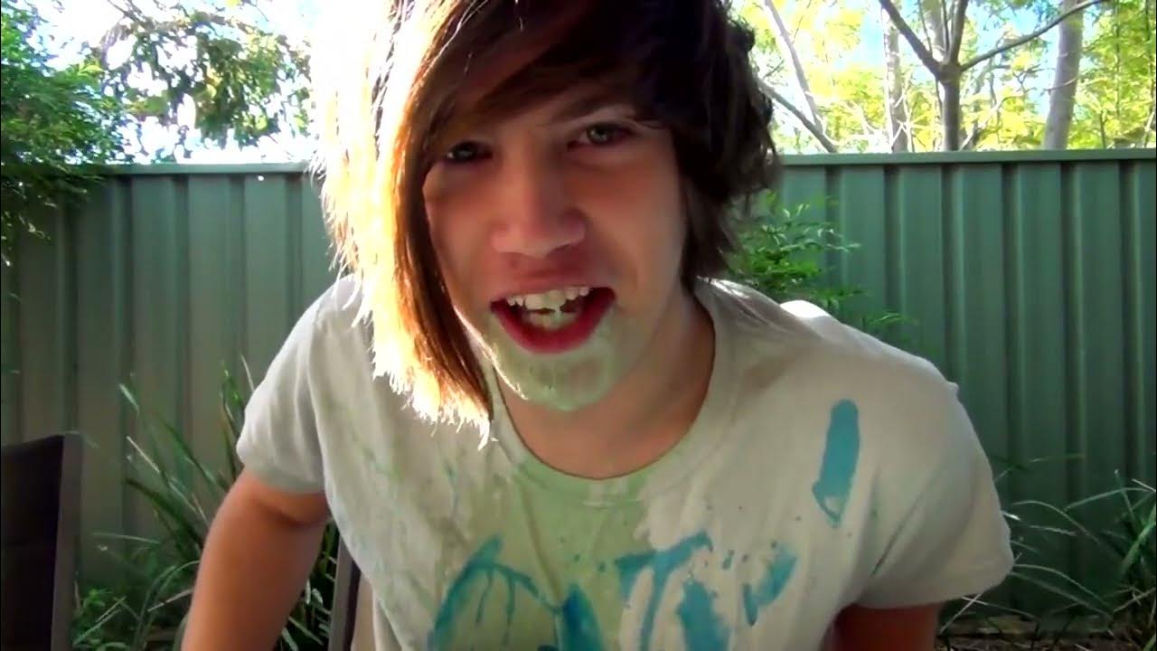 [Read Desc Before Watching] The Maxmoefoe 3L Milk Challenge Reversed