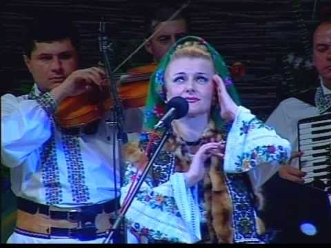 -spectacol Maria Iliut-Chisinau -Maria Iliut sa nascut in satul Crasna regiunea Cernauti, la 10 km nord de Vicovul de Sus !