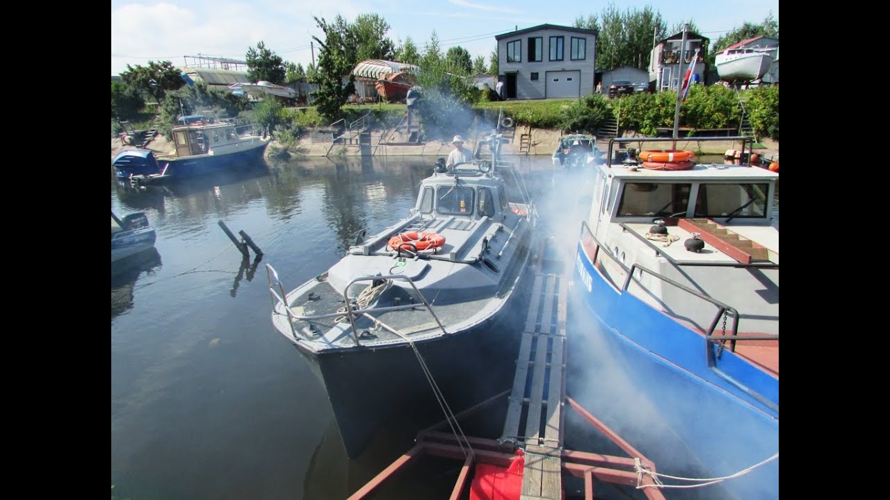 Катер "Бычок". Вот и осень... - YouTube