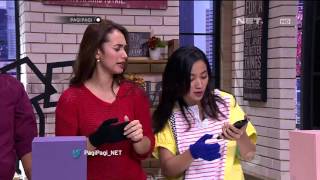 Alexandra Gottardo Kesulitan Dalam Memotong Sosis