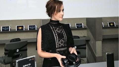 The Hunger Games: Virtual Reality Experience Event in New York w/ Jena Malone | ScreenSlam